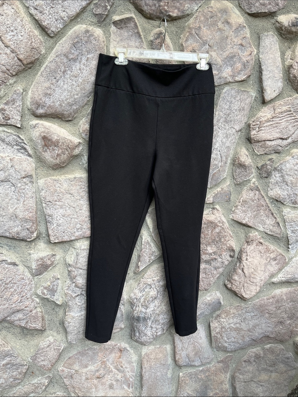 crown & ivy Black High-Waist Leggings